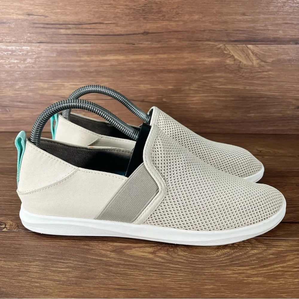 OLUKAI HALE’IWA Slip-On Sneakers Women’s‎ Size 8 Loafers Shoes
